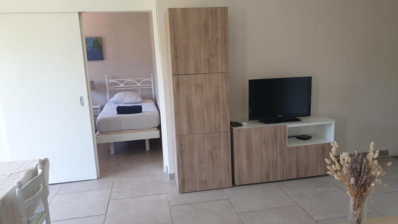 Agroparc-Appartement Climatise 4 Pers アヴィニョン エクステリア 写真